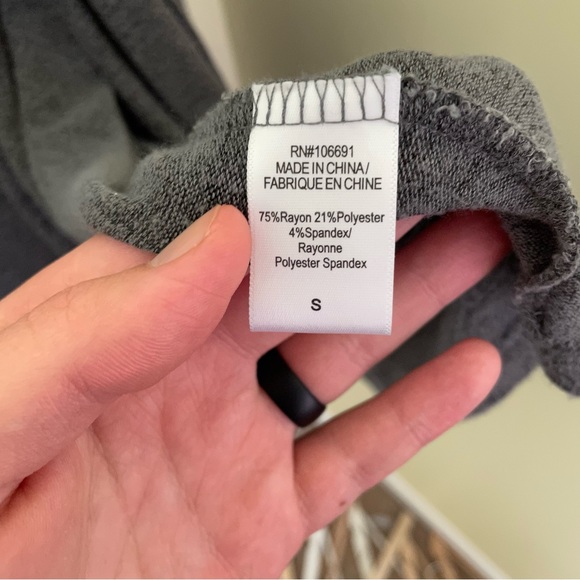 Young Fabulous & Broke Soft Gray Cardigan Sweater SZ Small - Picture 5 of 14